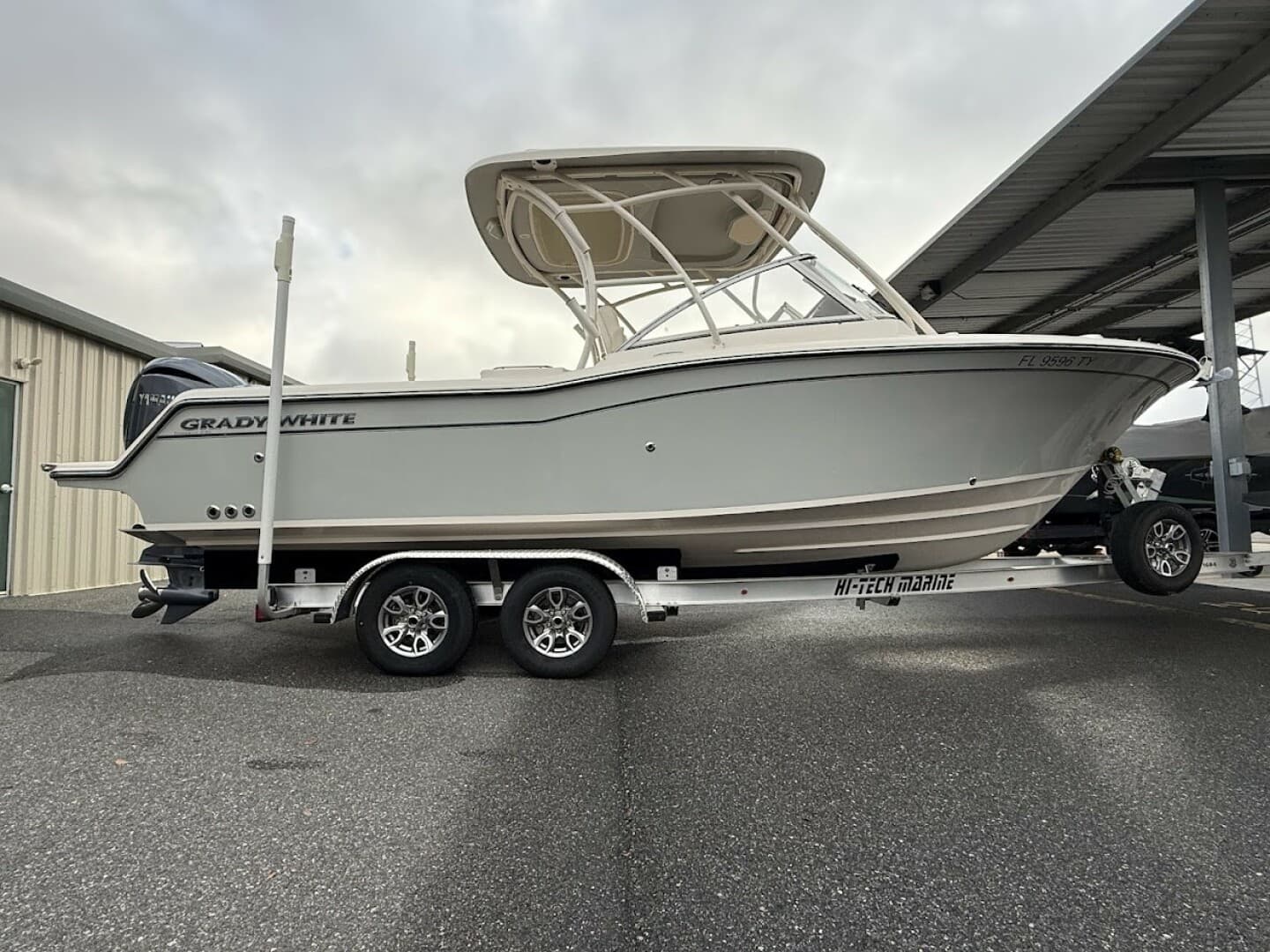 2022 Grady-White 