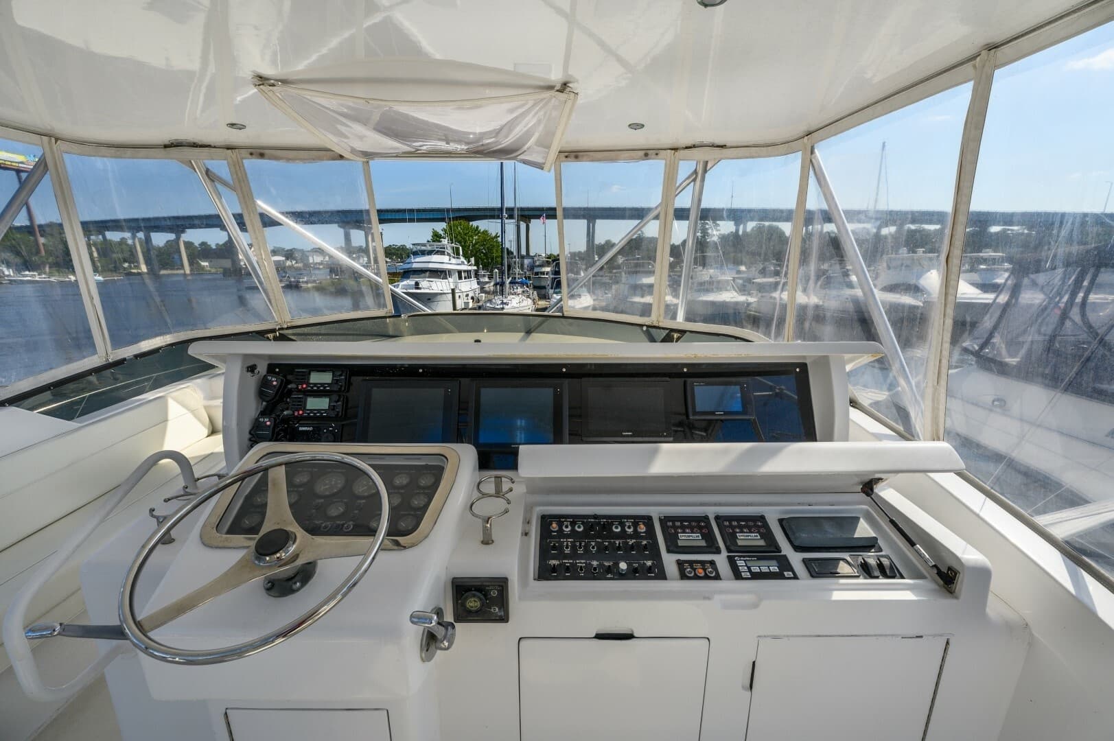 2000 Hatteras 55 Convertible