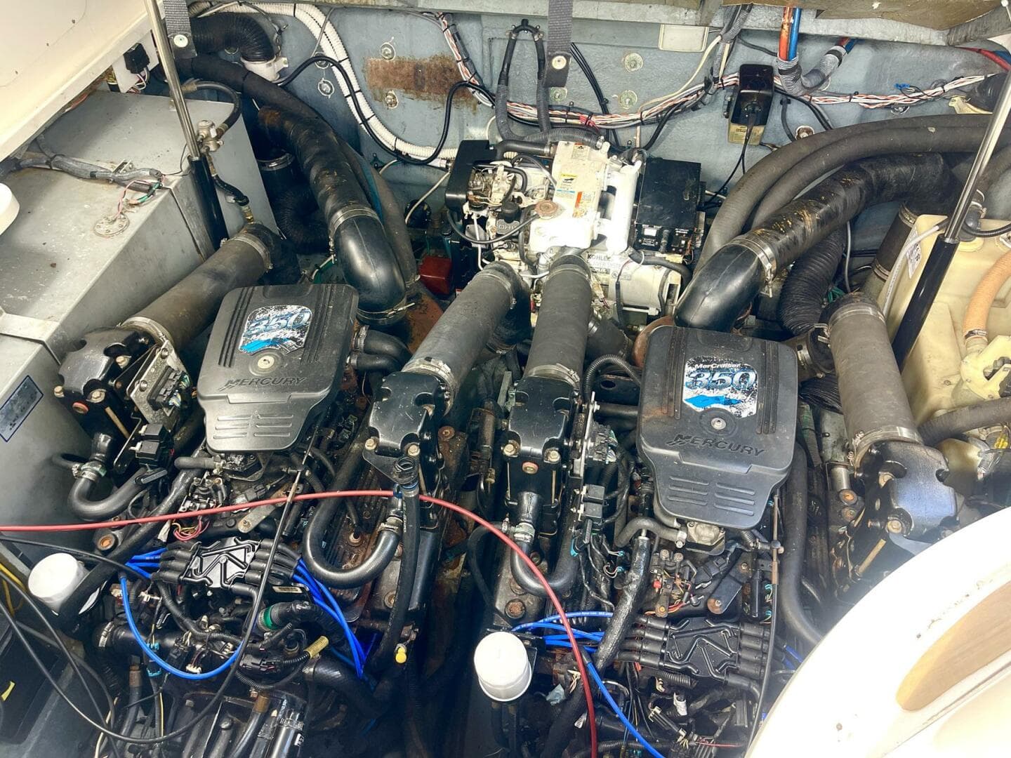 2004 Sea Ray Sundancer 320