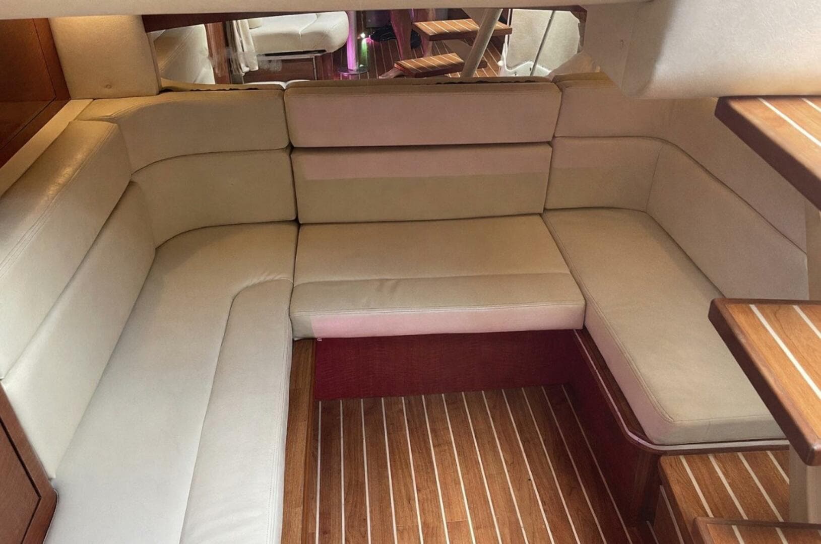 2004 Sea Ray Sundancer 320