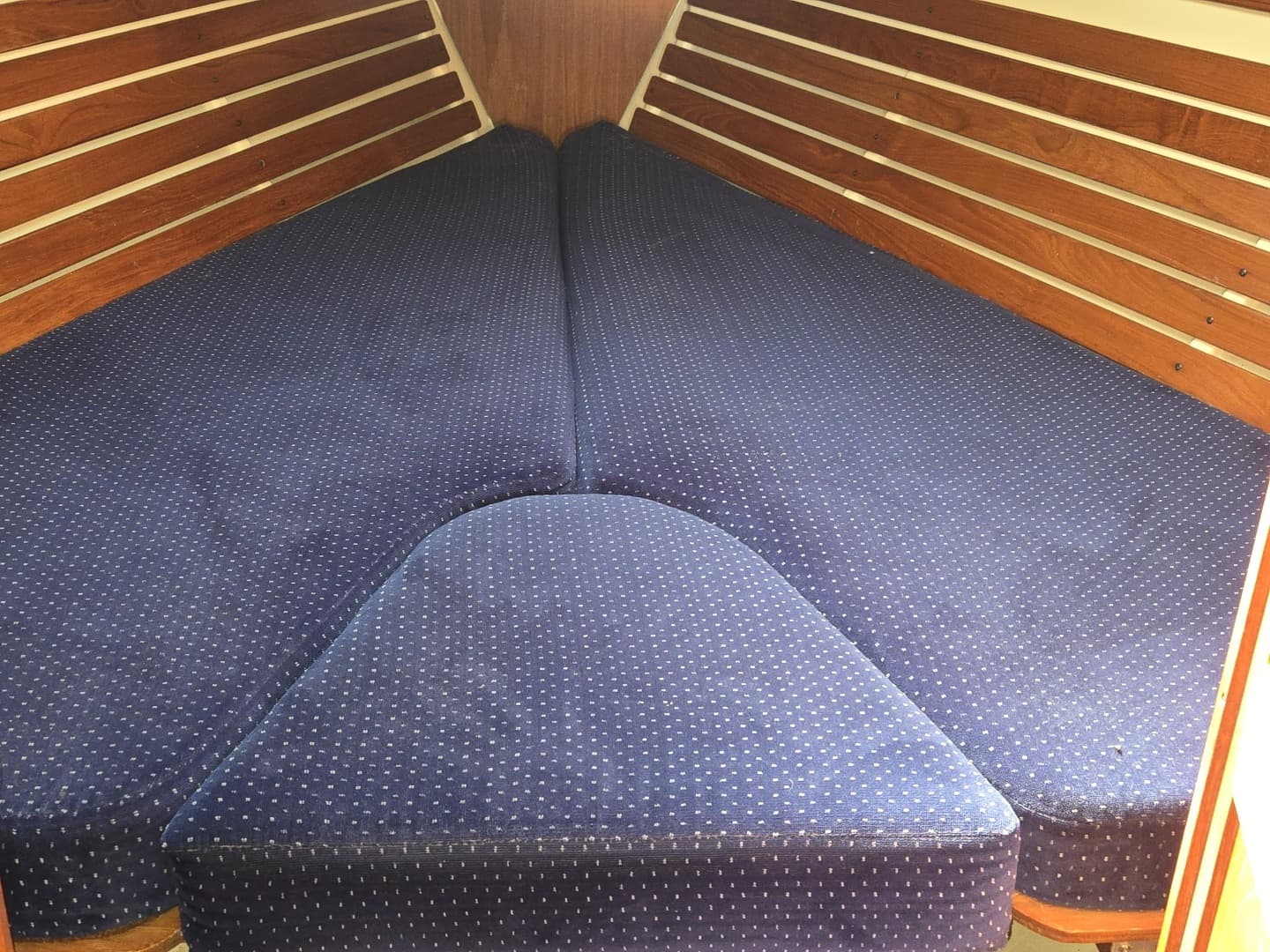 1986 Pearson 33-2