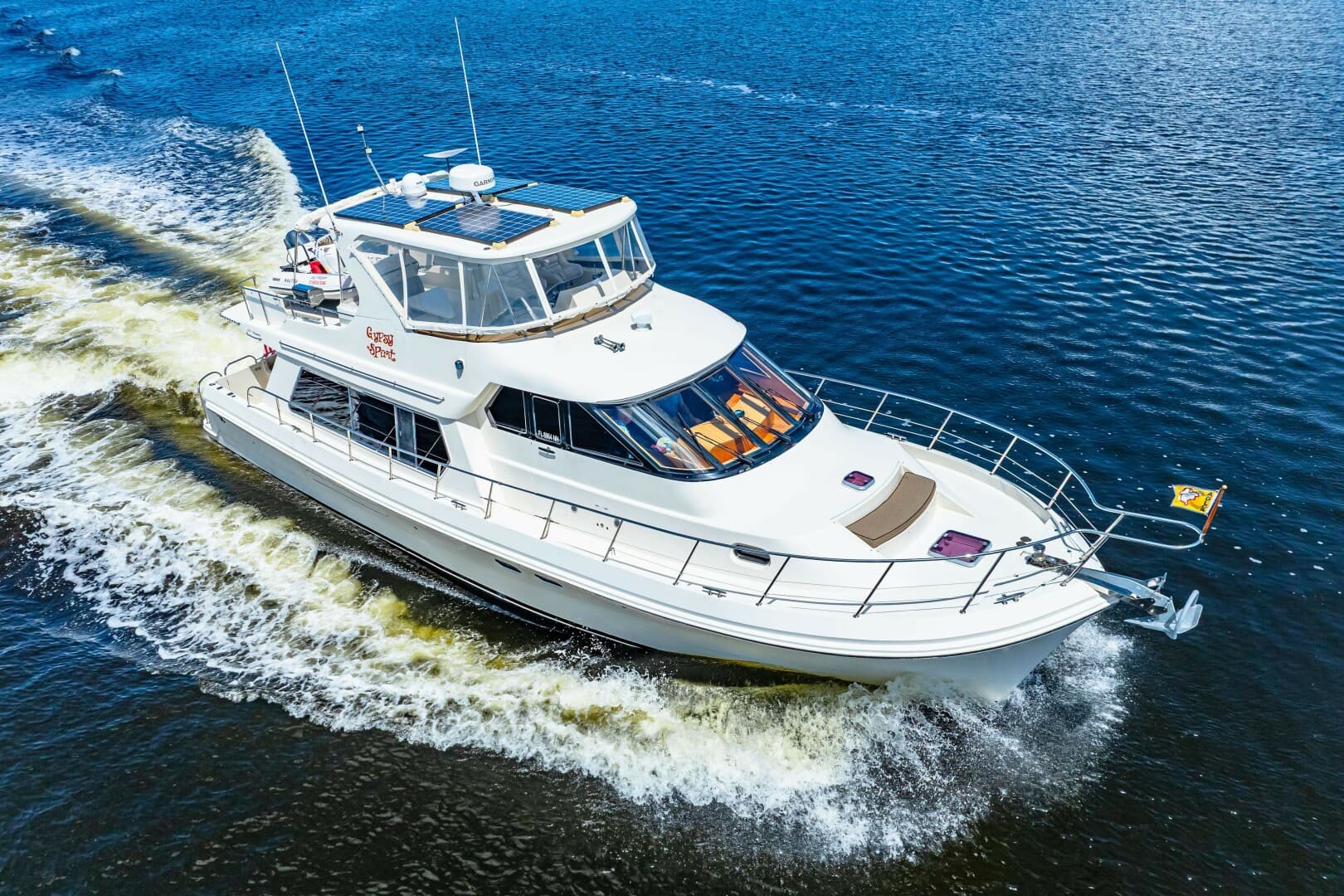 2007 Hampton 558 Pilothouse