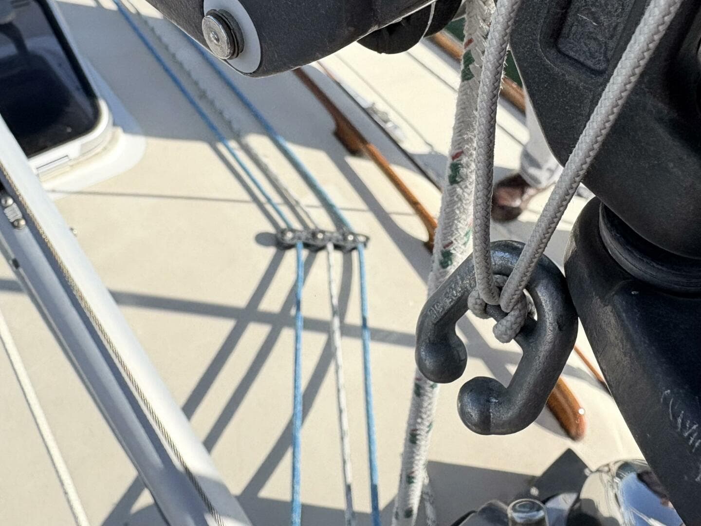 mainsail pre feeder
