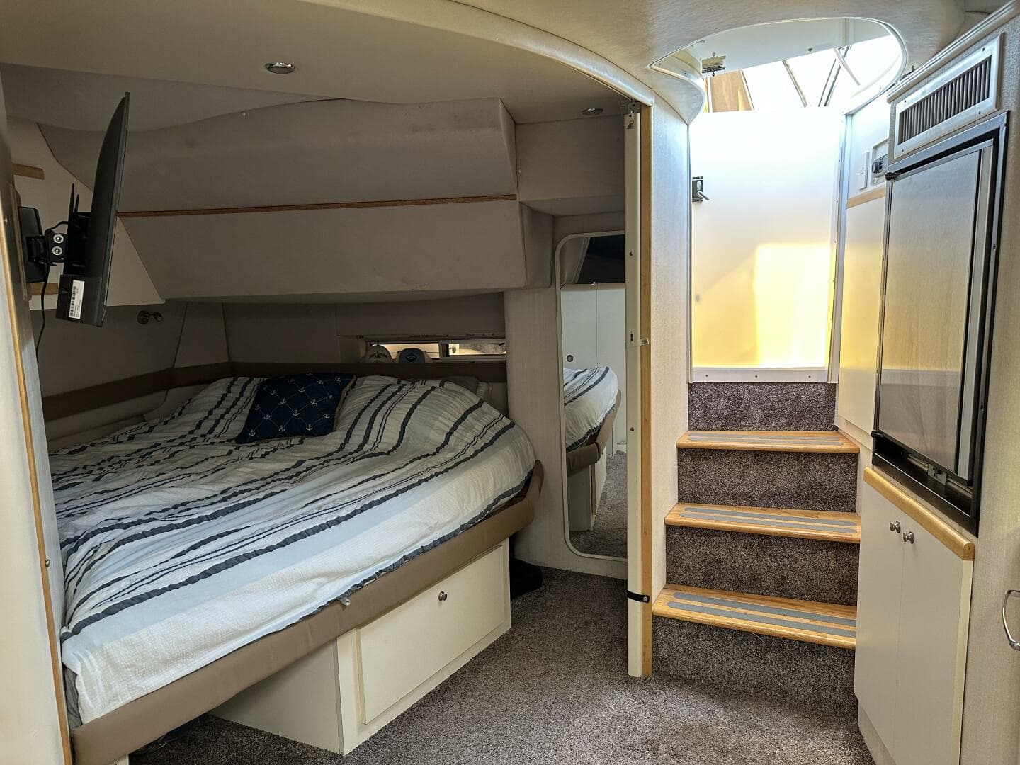 1995 Cruisers 3570 Esprit