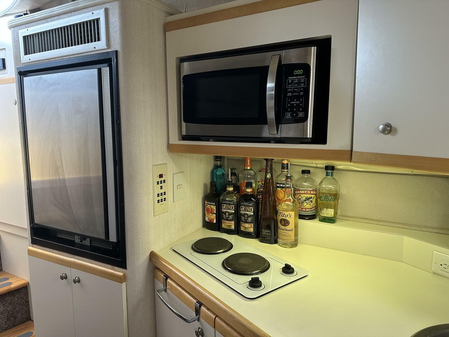 1995 Cruisers 3570 Esprit