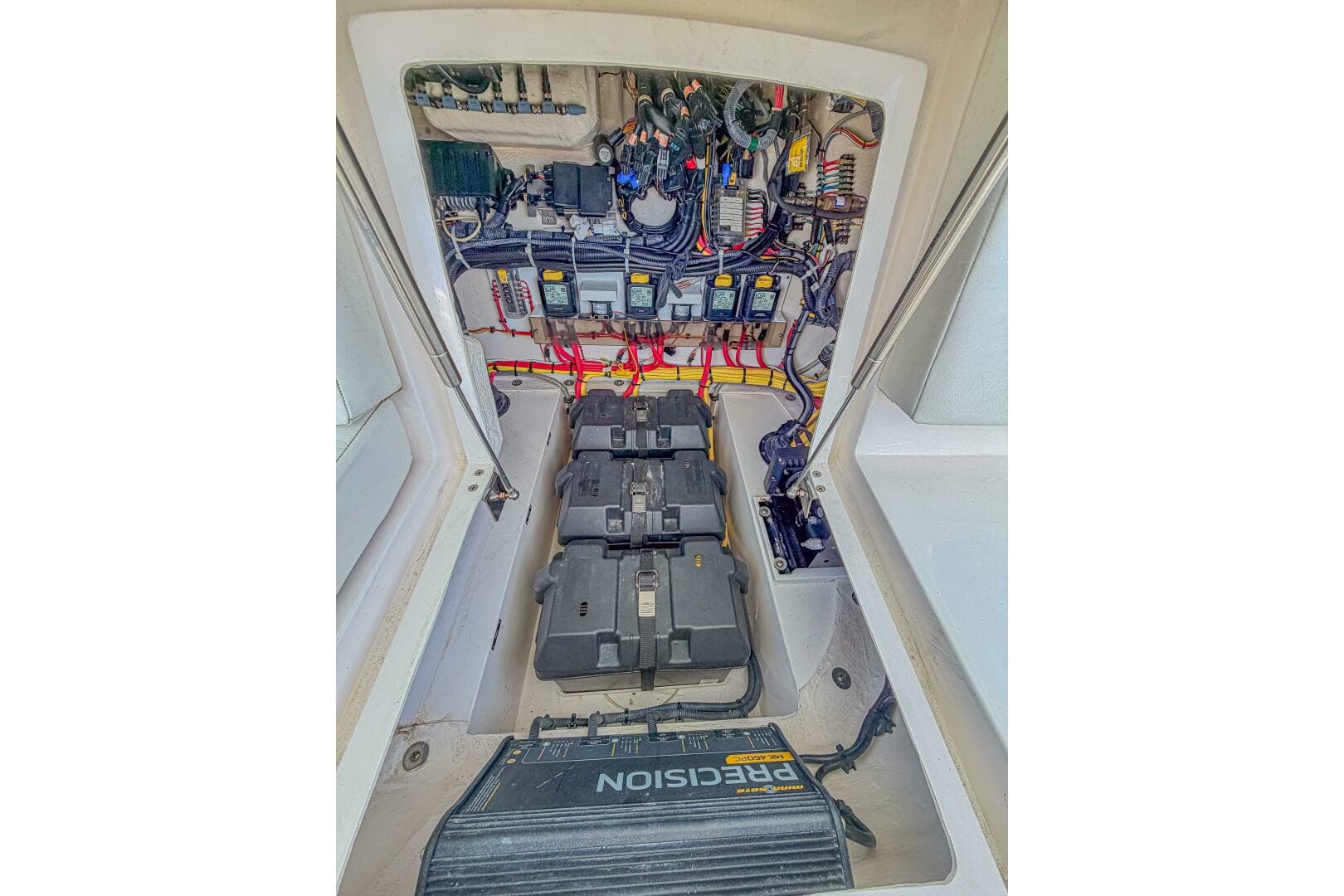 2018 Intrepid 407 Cuddy