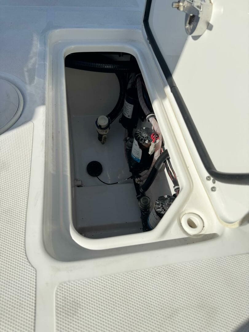 2022 Sea Hunt 27 Gamefish Forward Seating