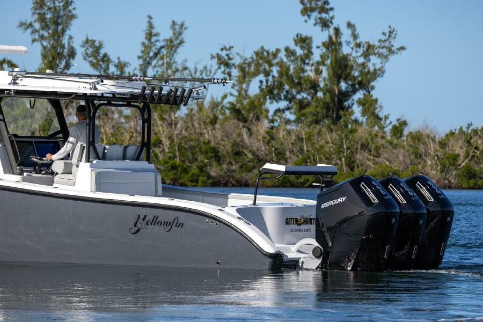 2023 Yellowfin 42 OFFSHORE