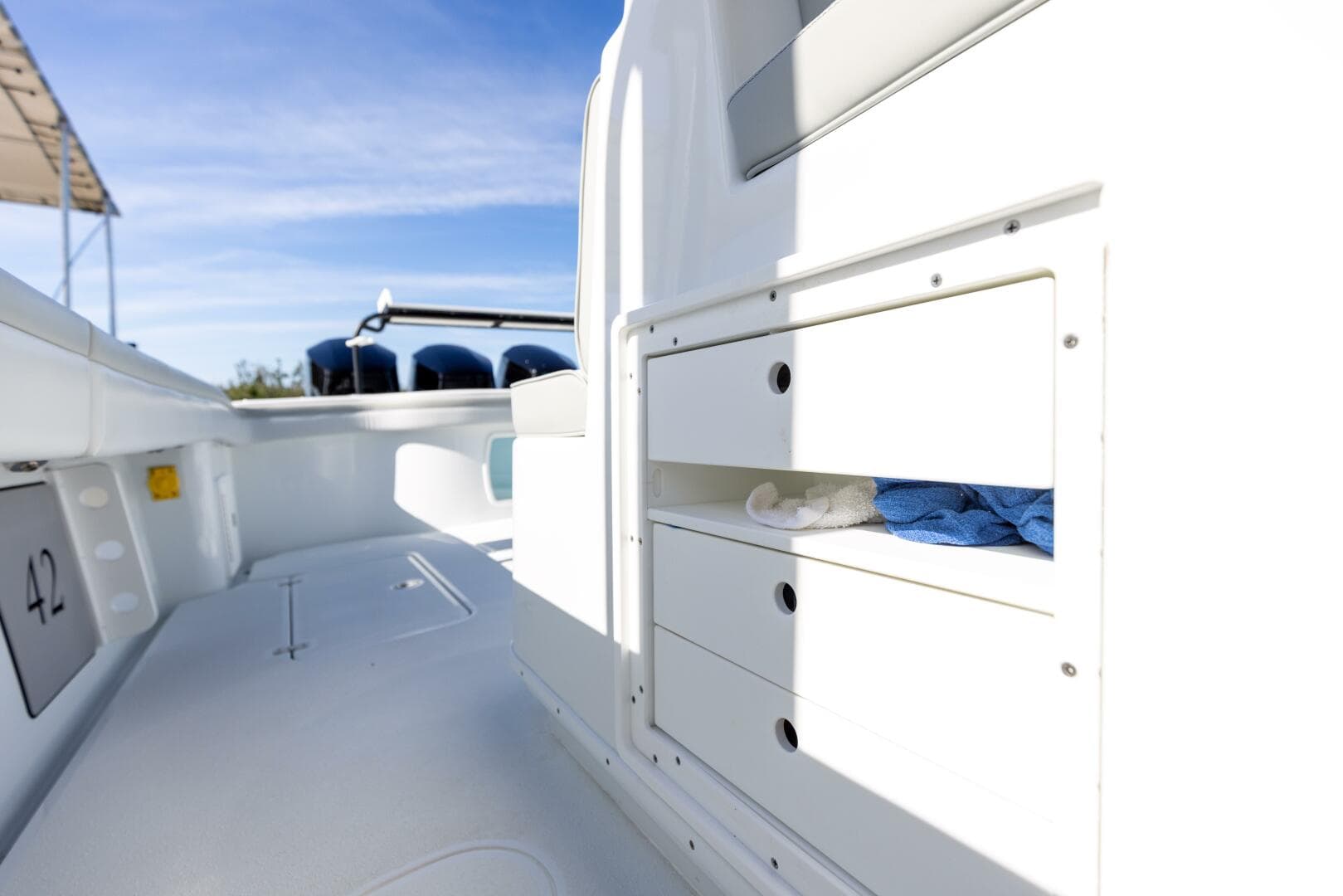 2023 Yellowfin 42 OFFSHORE