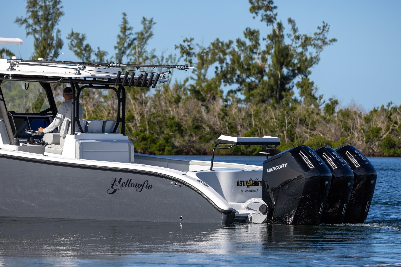 2023 Yellowfin 42 OFFSHORE