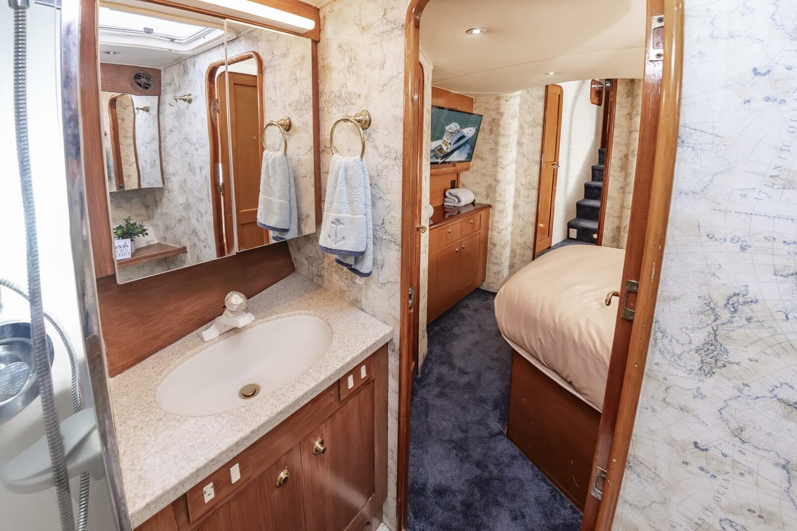 2001 Ocean Yachts 52 SUPER SPORT