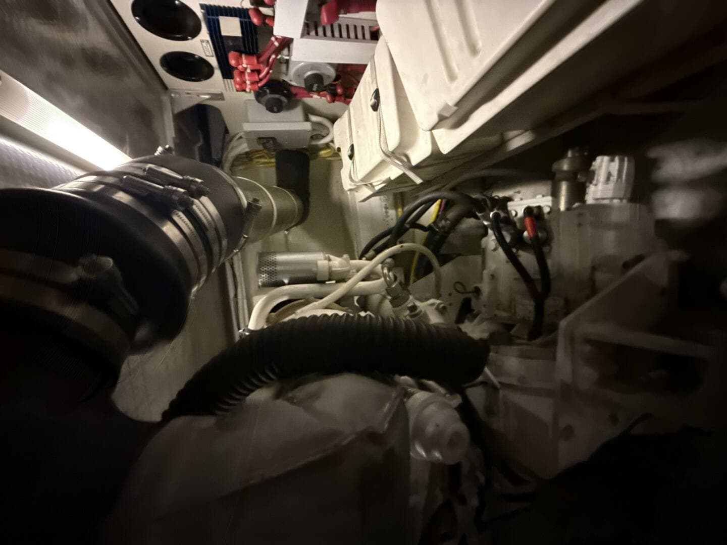 2004 Carver 460 voyager