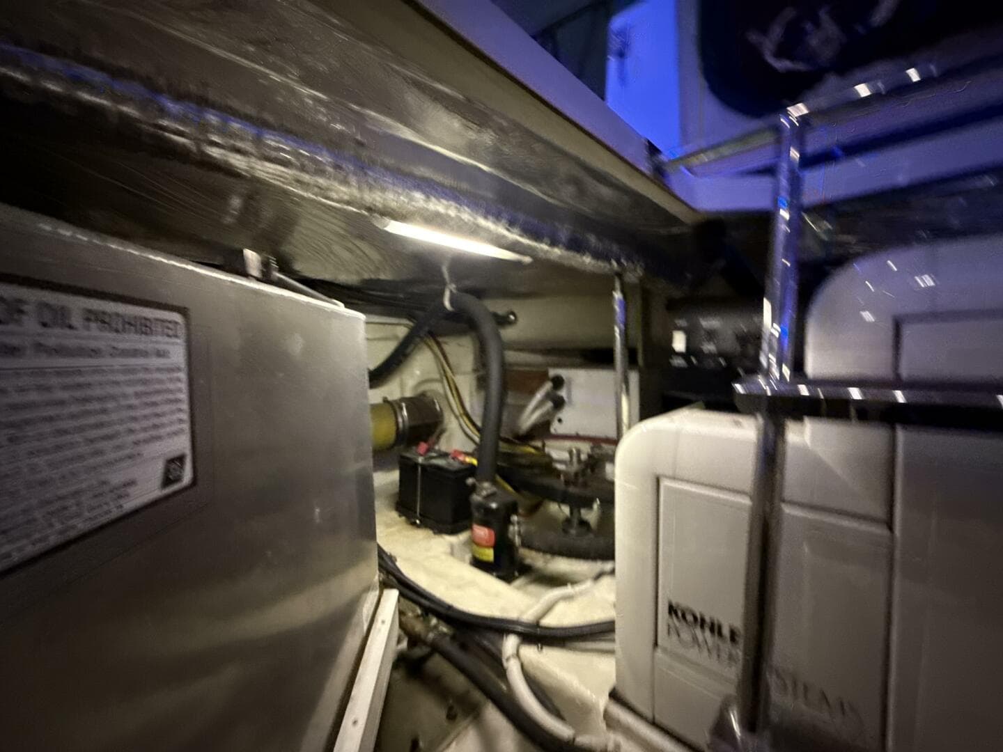 2004 Carver 460 voyager