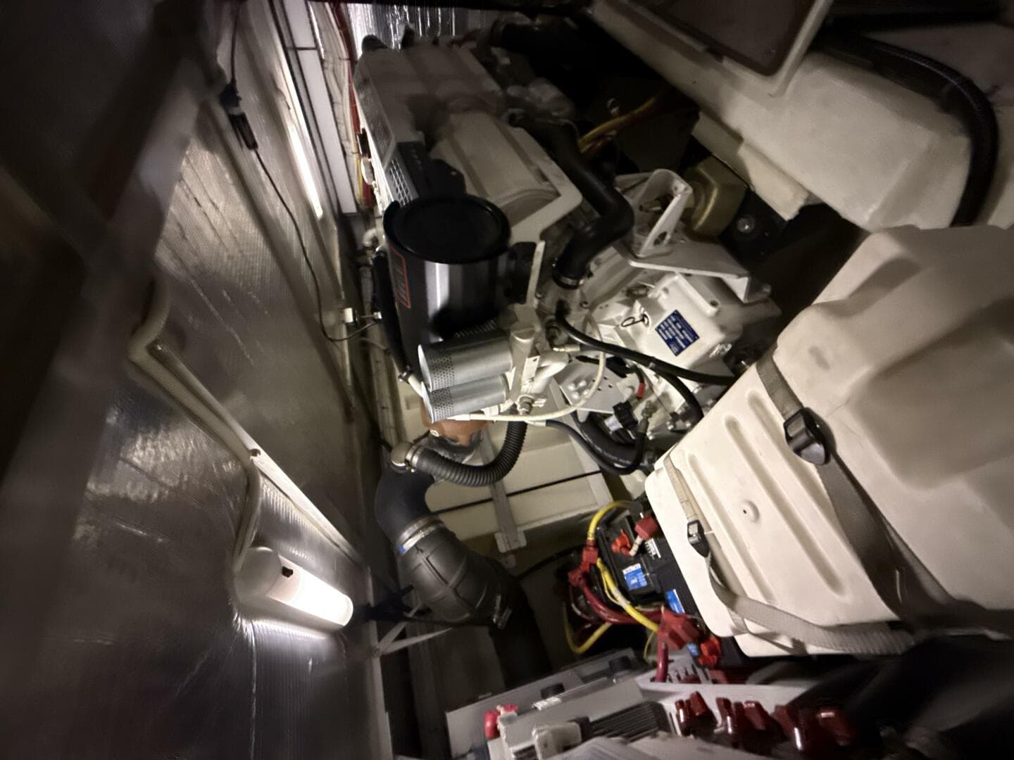 2004 Carver 460 voyager