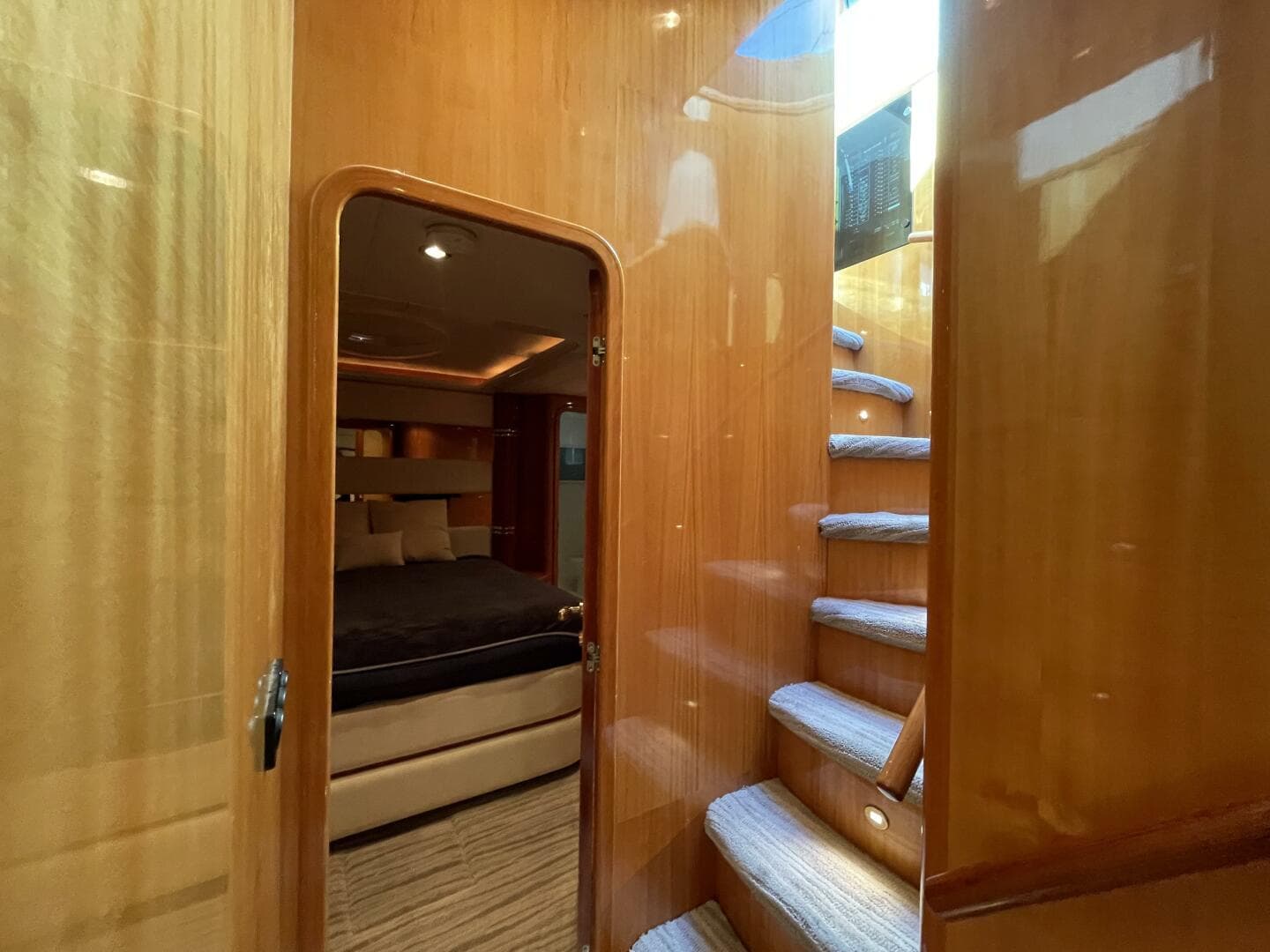 Forward Companionway