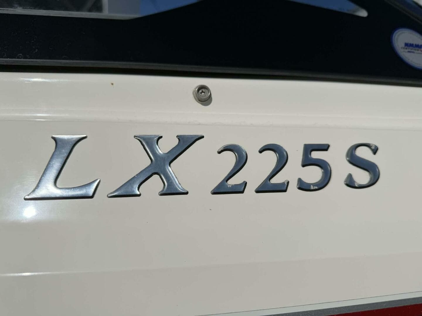 2015 Larson LX 225S IO