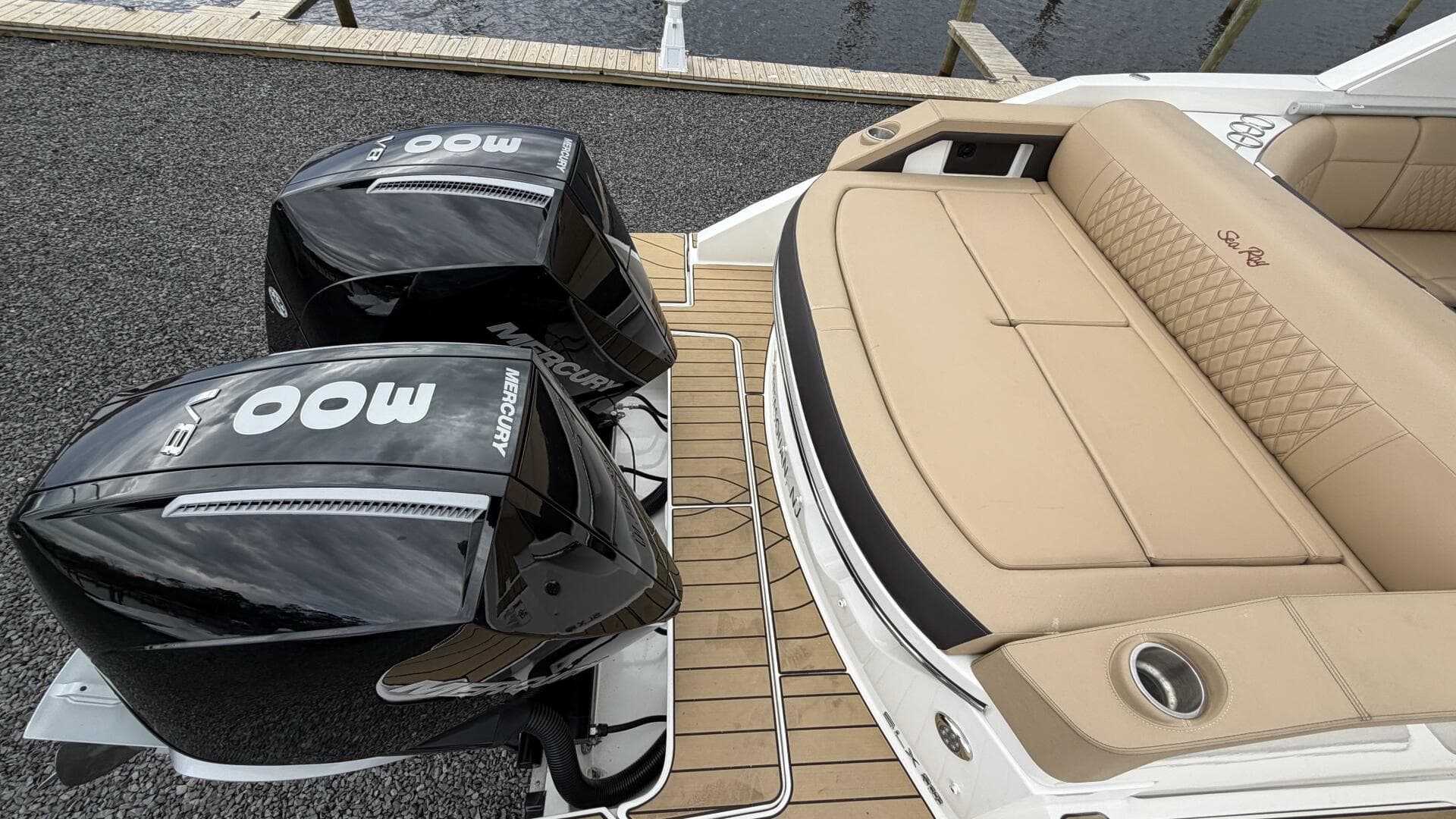 2023 Sea Ray SLX 310 OB