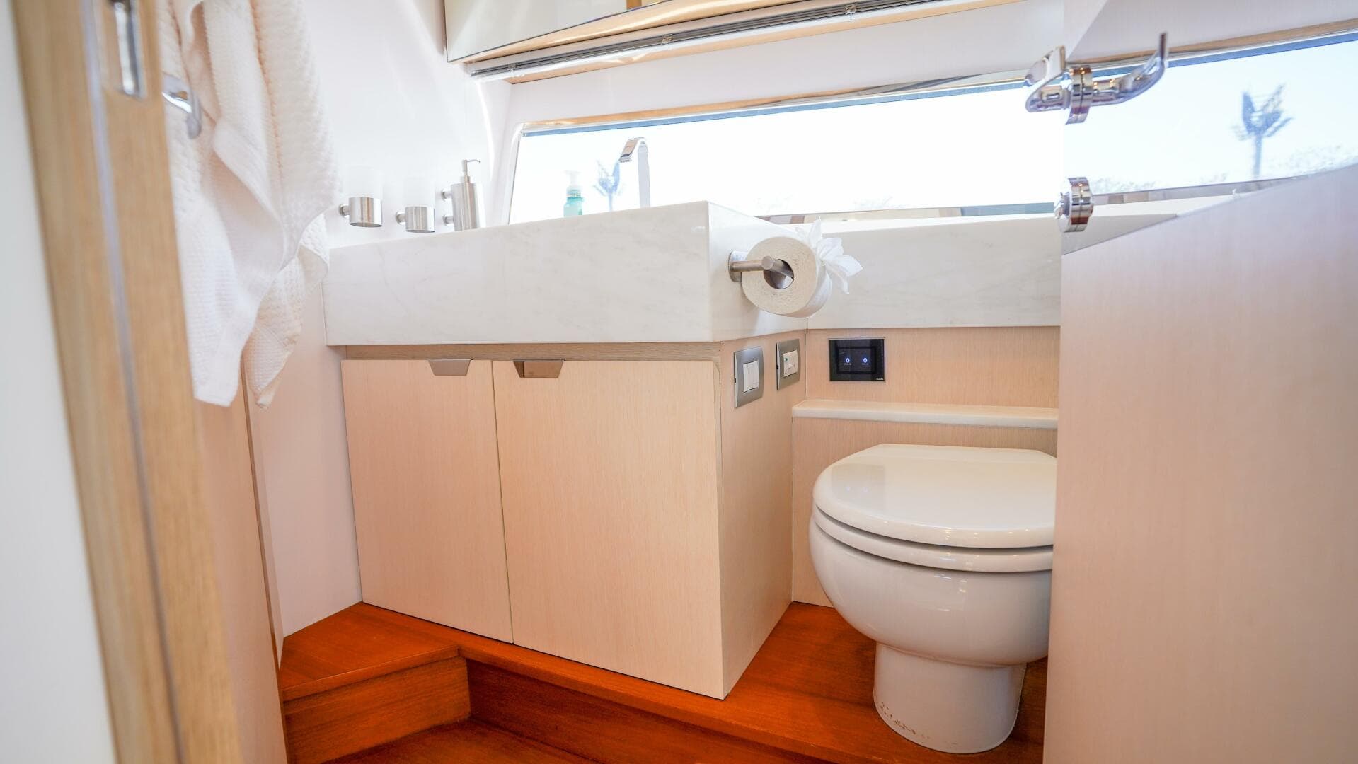 2019 Rio Yachts Colorado 56