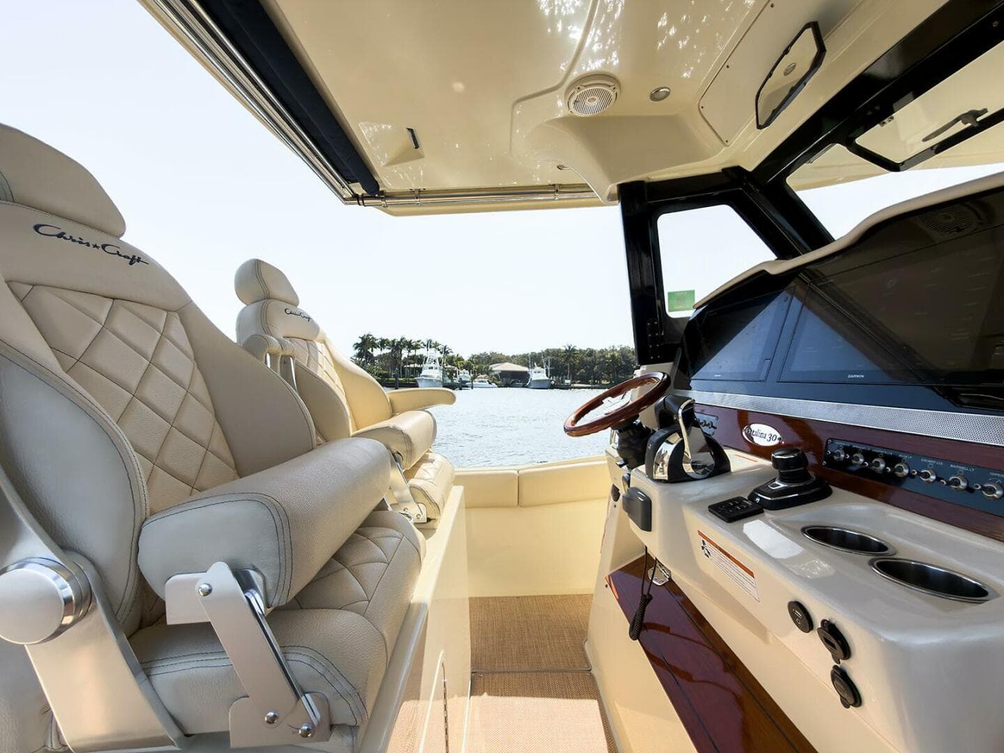 2019 Chris-Craft Catalina 30