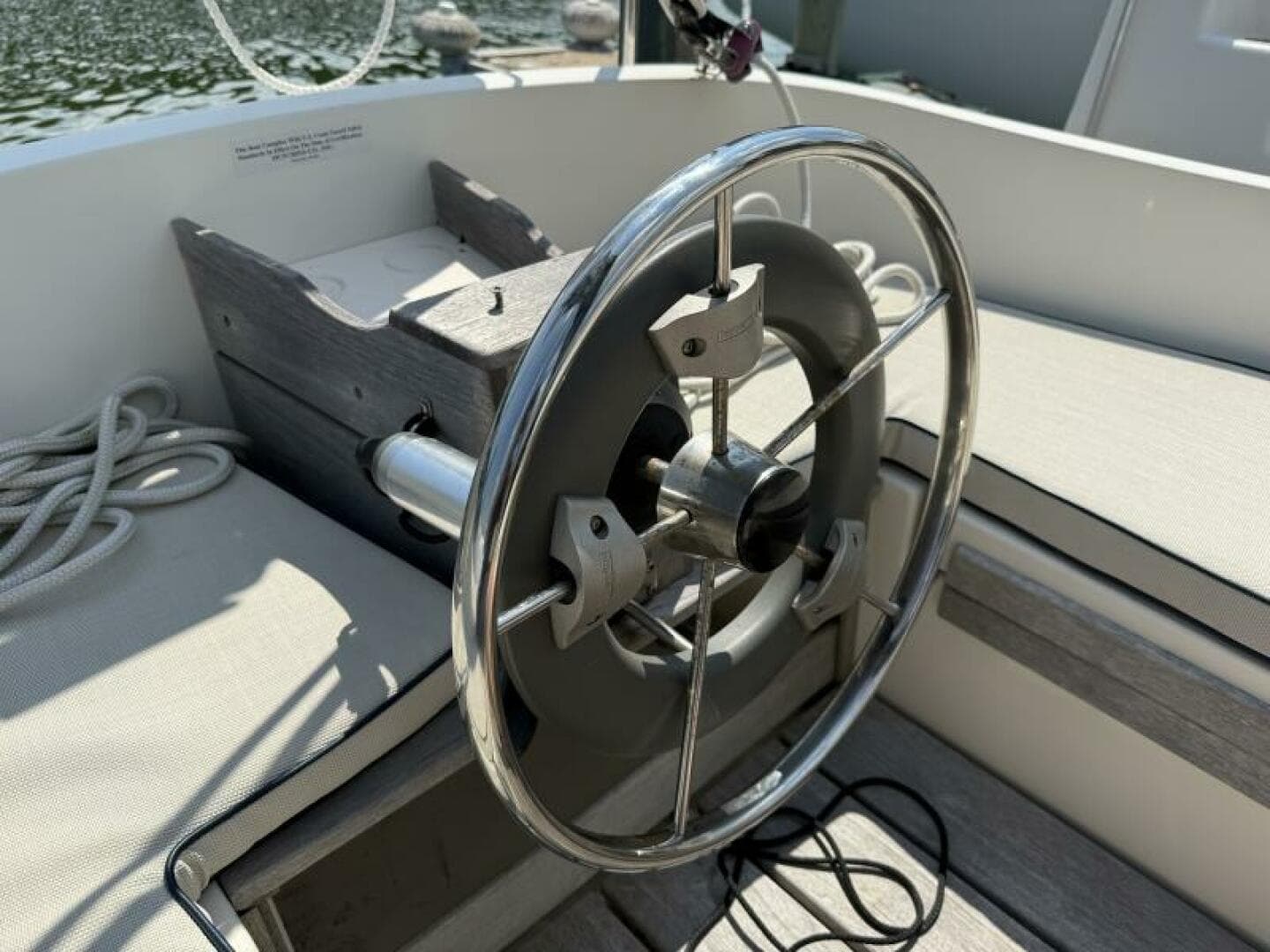Horizon Cat Wheel Steering w/ Autopilot