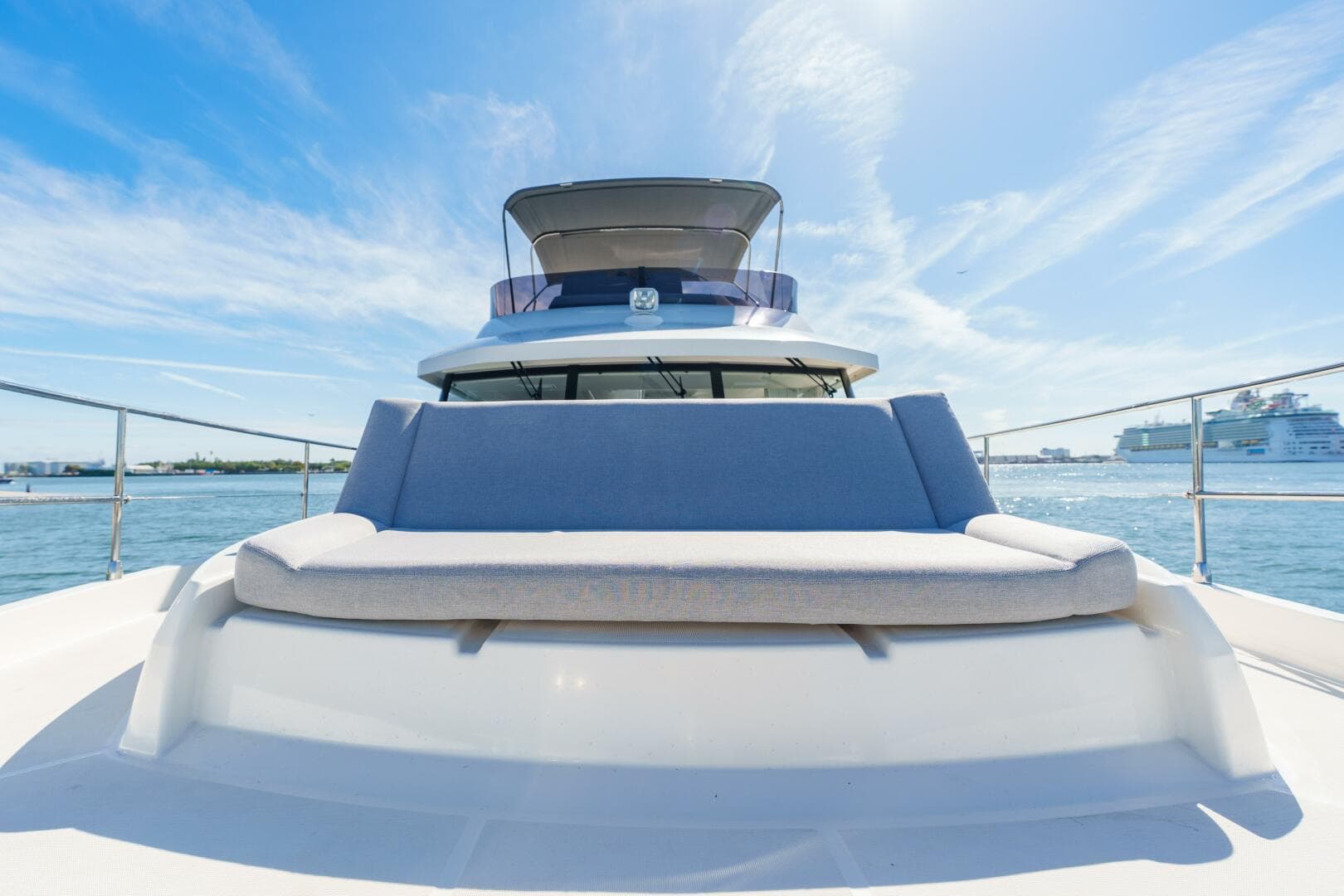 2025 Beneteau 