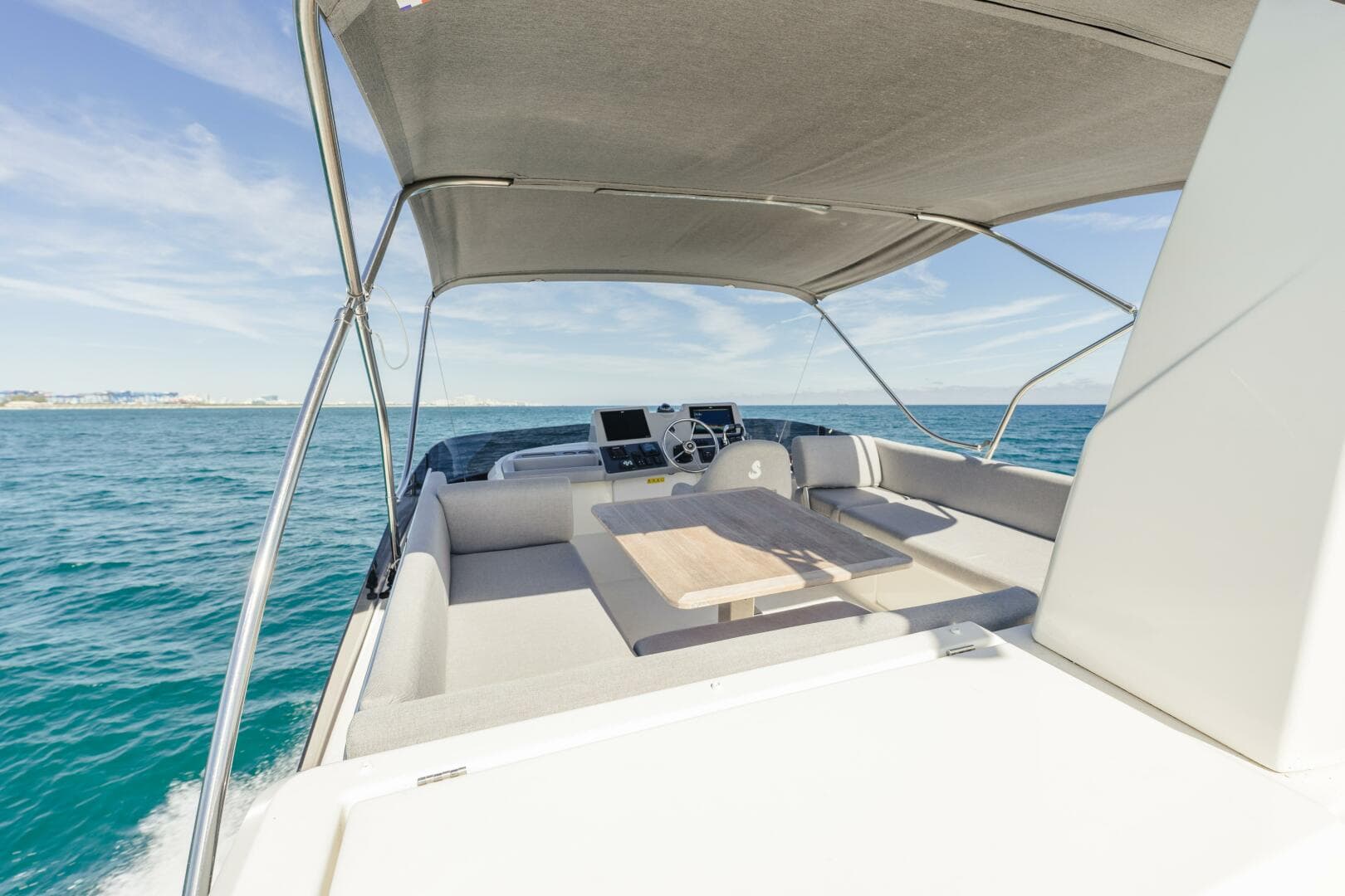 2025 Beneteau 