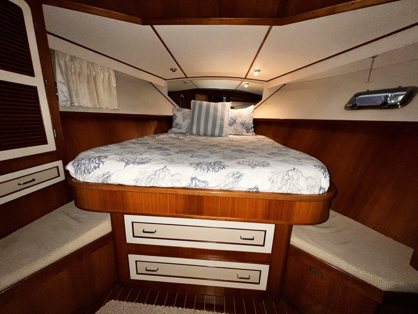 1989 Hi-Star 48 Sundeck