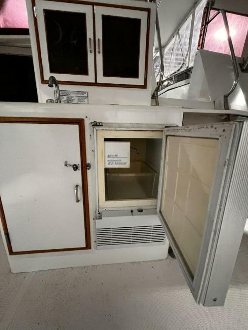 1989 Hi-Star 48 Sundeck