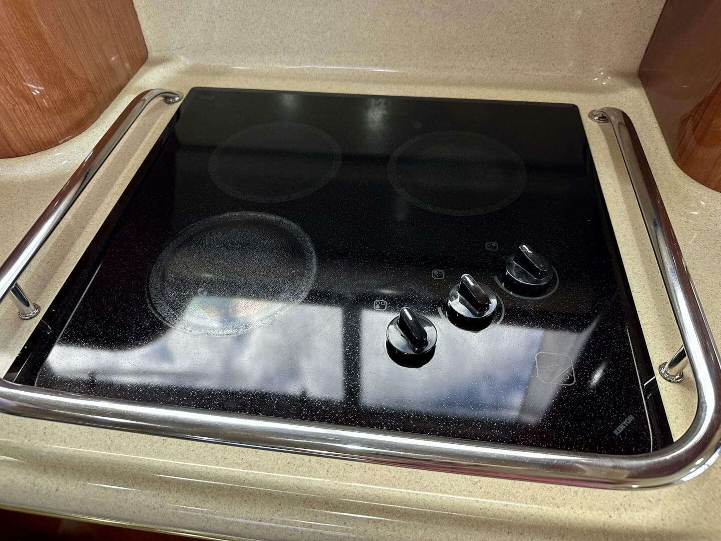 Sea Ray 48 LIFE IS GOOD TODAY - Galley