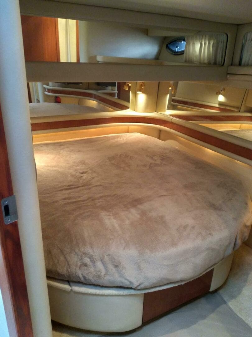 Sea Ray 48 LIFE IS GOOD TODAY - VIP Stateroom
