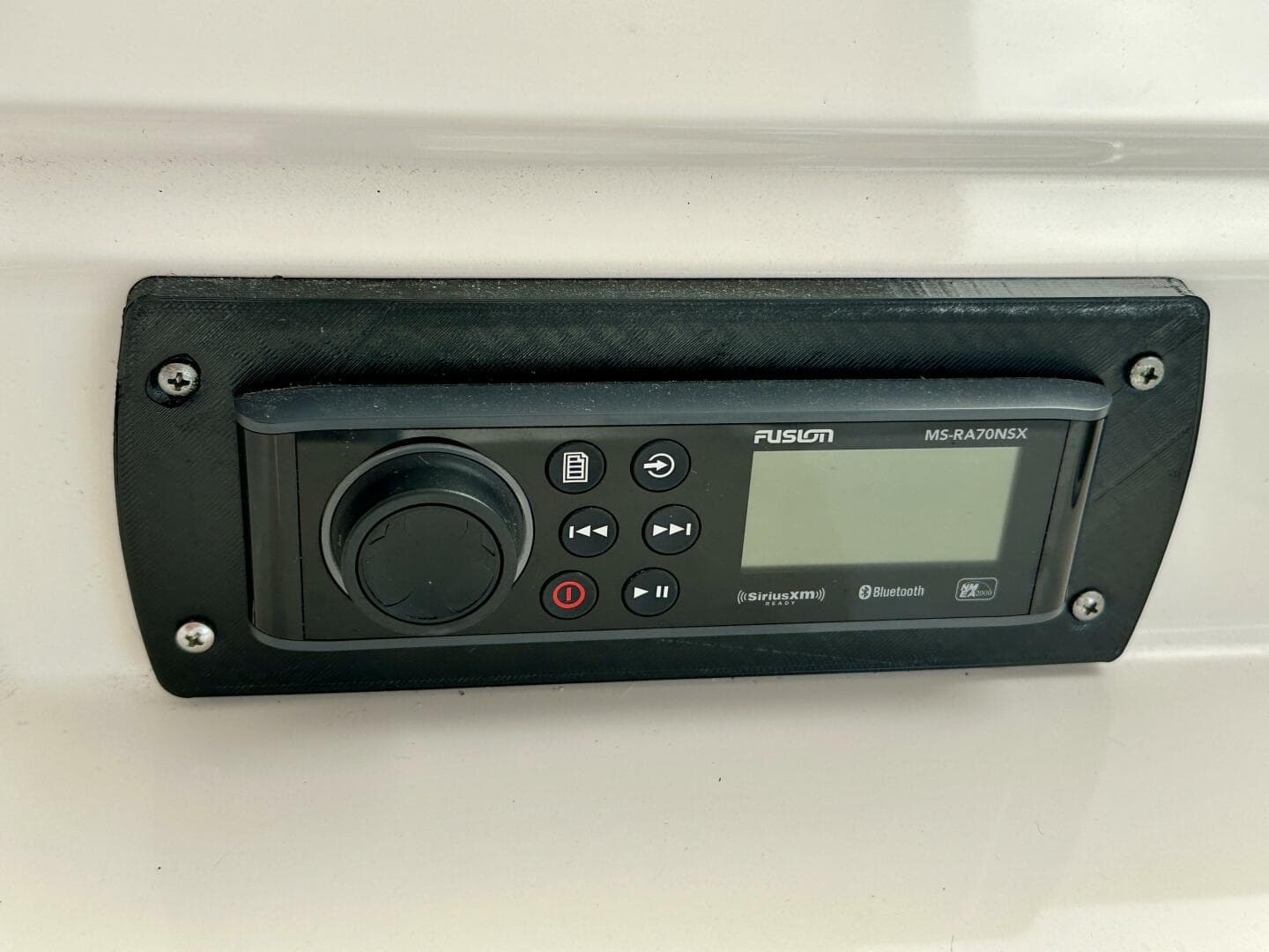 Sea Ray 48 LIFE IS GOOD TODAY - Flybridge Helm