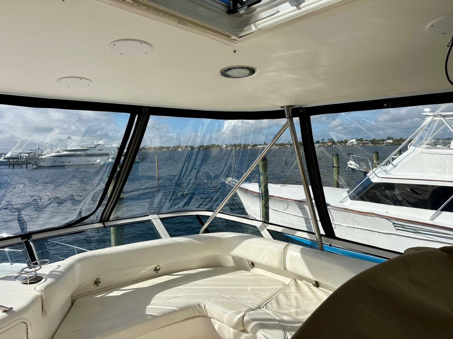 Sea Ray 48 LIFE IS GOOD TODAY - Bridge