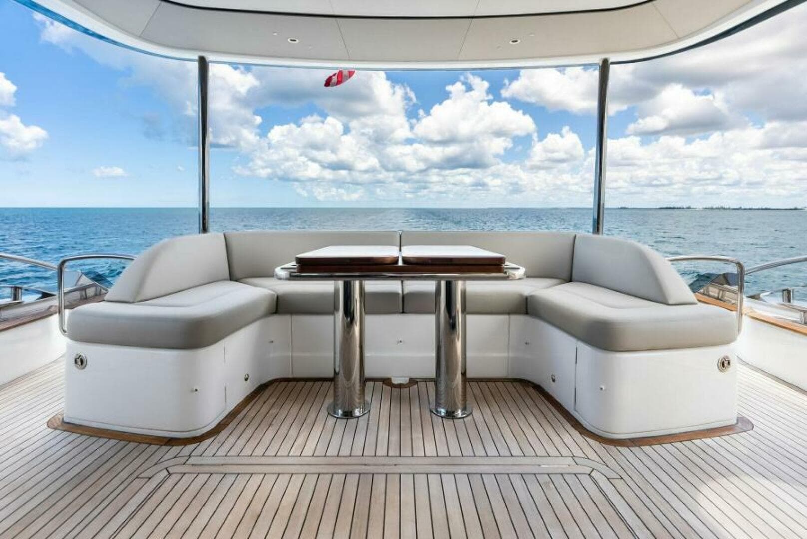 2024 Princess Y72 Motor Yacht 