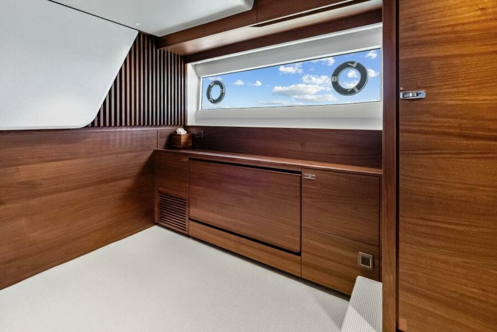 2024 Princess Y72 Motor Yacht