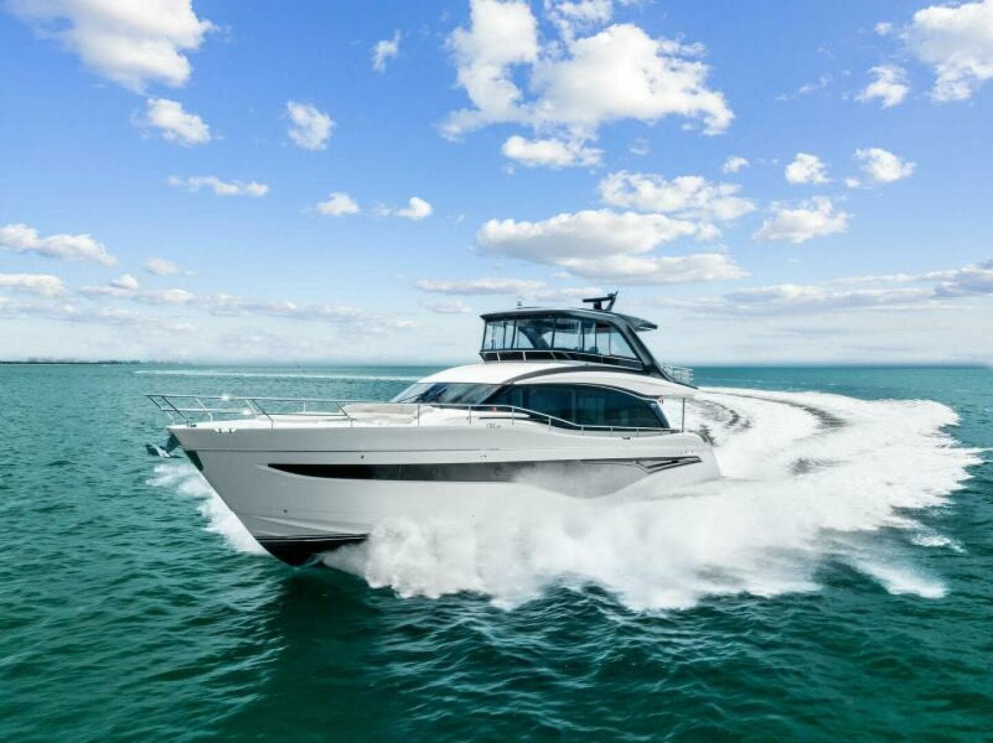2024 Princess Y72 Motor Yacht 