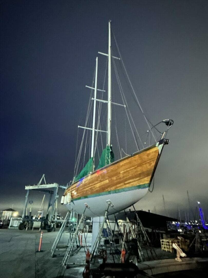 2007 Schooner 