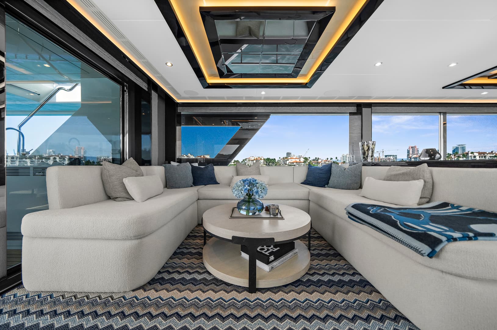 2024 Ocean Alexander 32 L