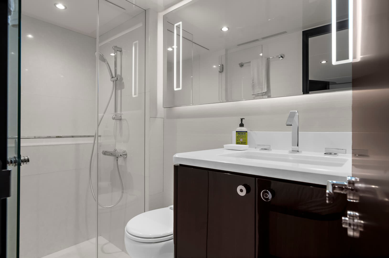 2024 Ocean Alexander 32 L