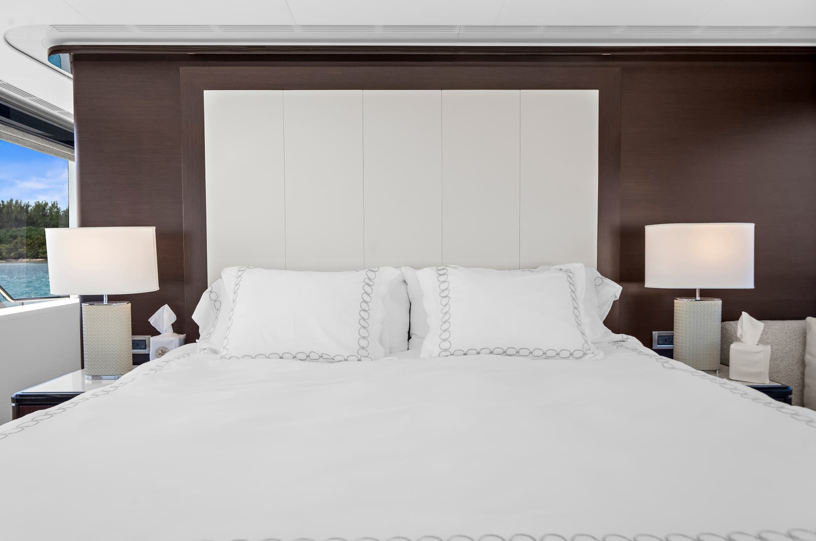 2024 Ocean Alexander 32 L