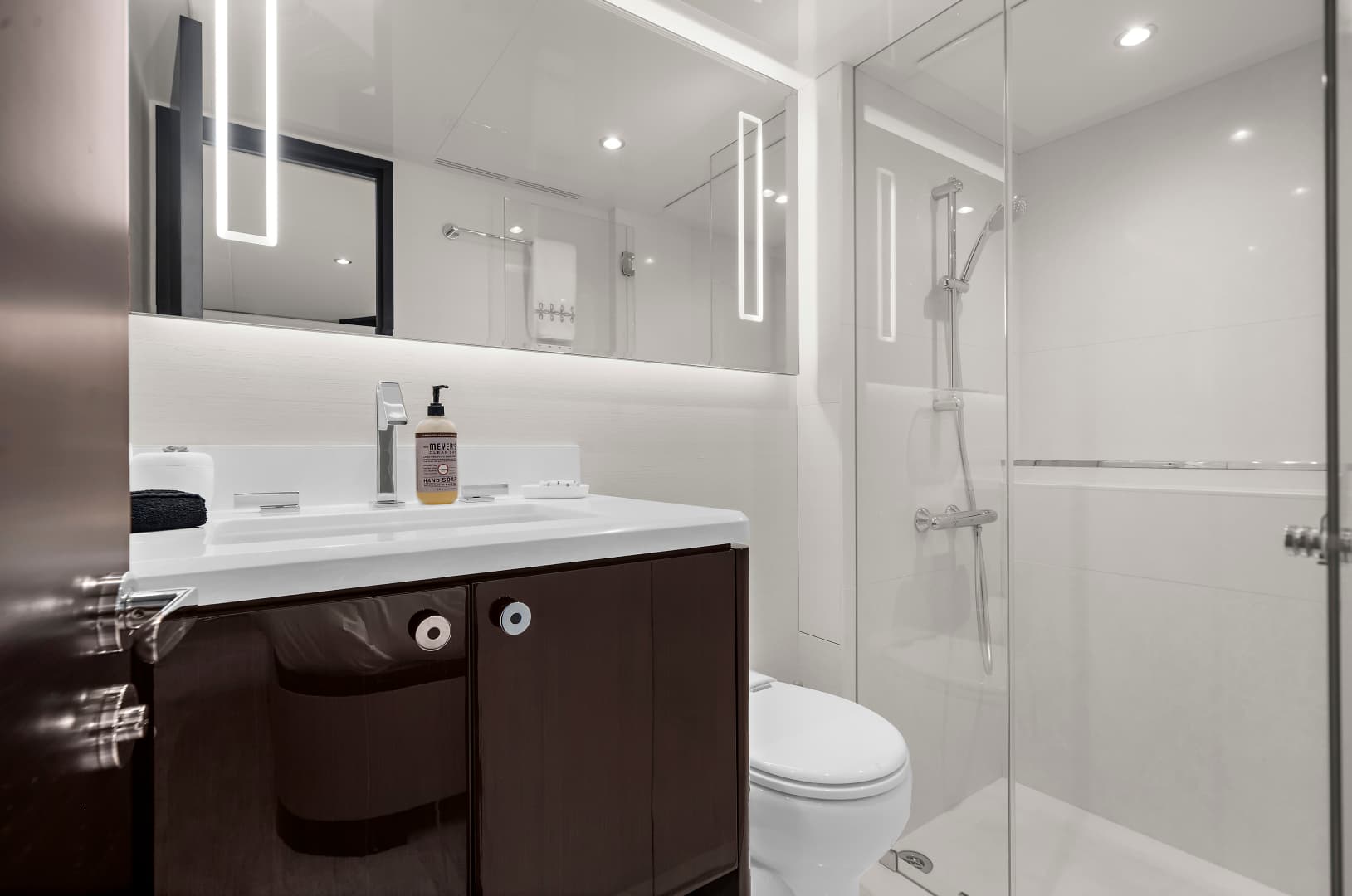 2024 Ocean Alexander 32 L