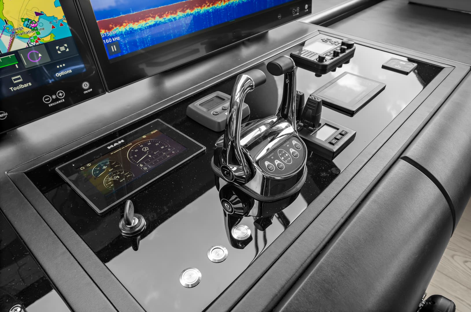 2024 Ocean Alexander 32 L