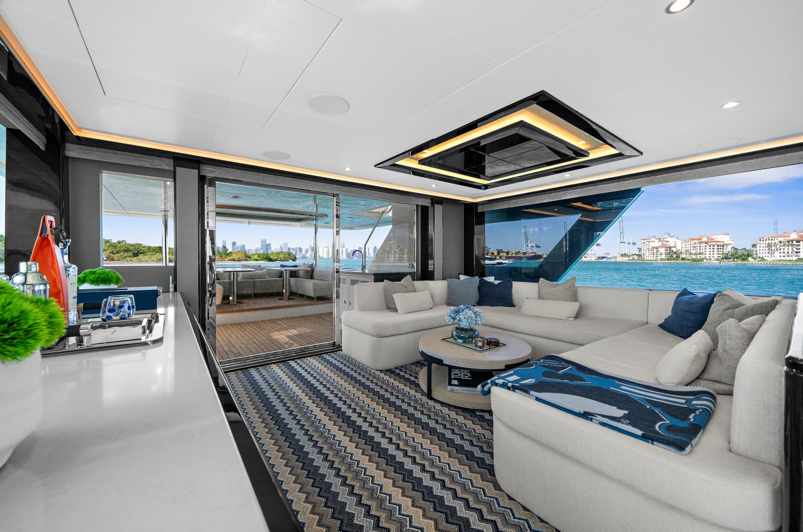 2024 Ocean Alexander 32 L