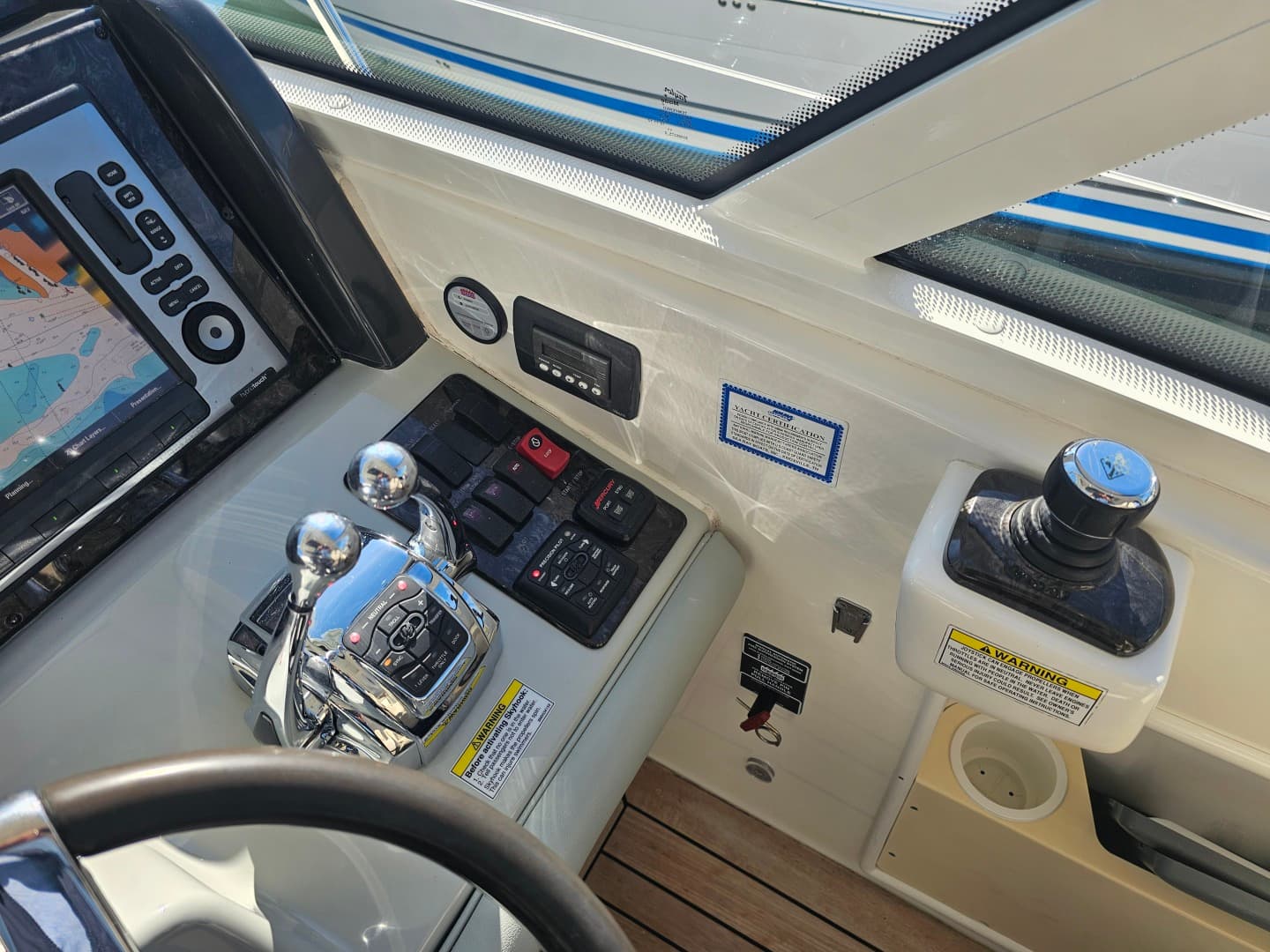 2012 Sea Ray 500 SUNDANCER