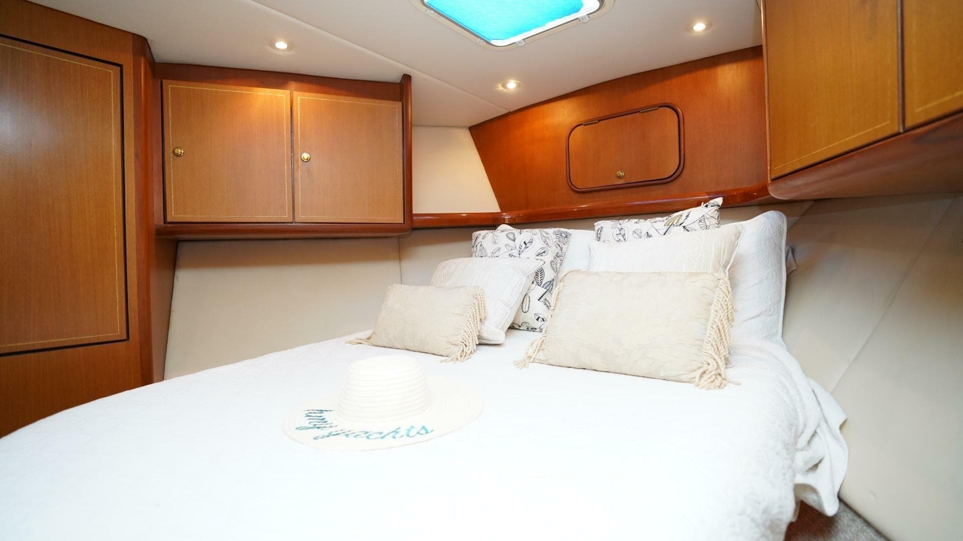 2005 Ocean Yachts 
