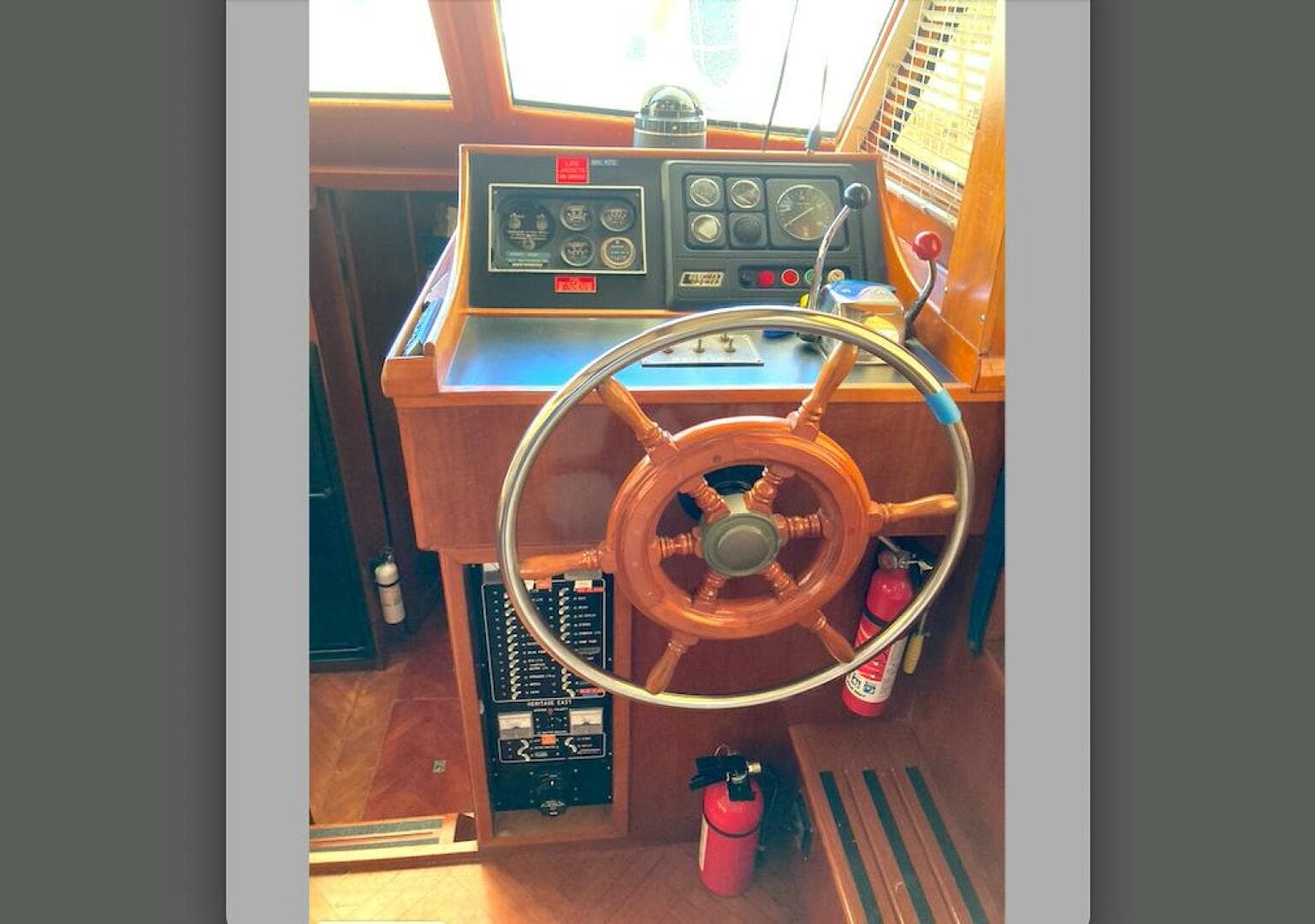 1986 Heritage East Sundeck 36