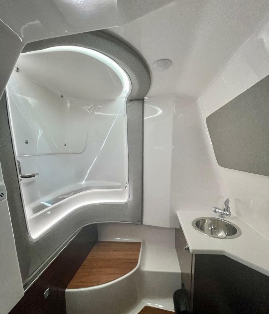 2023 Chaparral 280 OSX