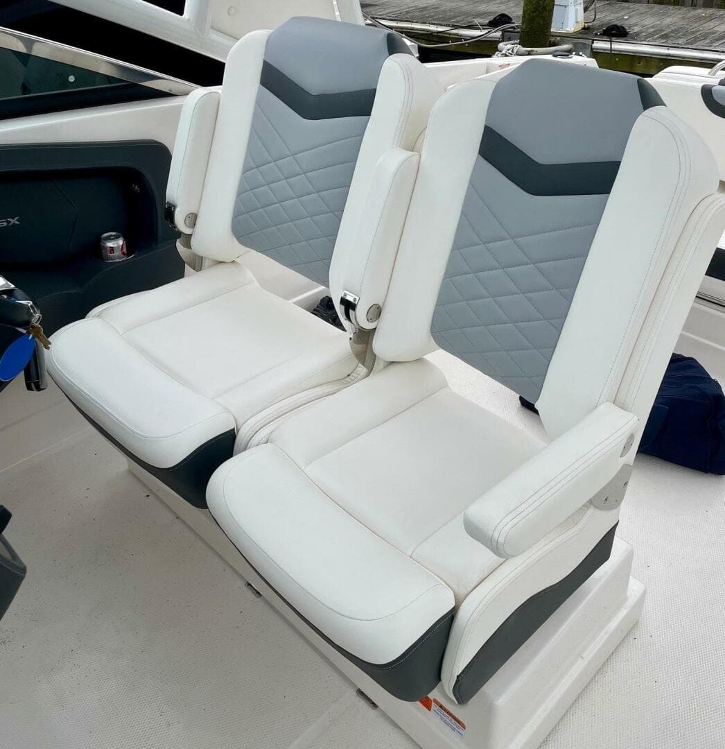 2023 Chaparral 280 OSX