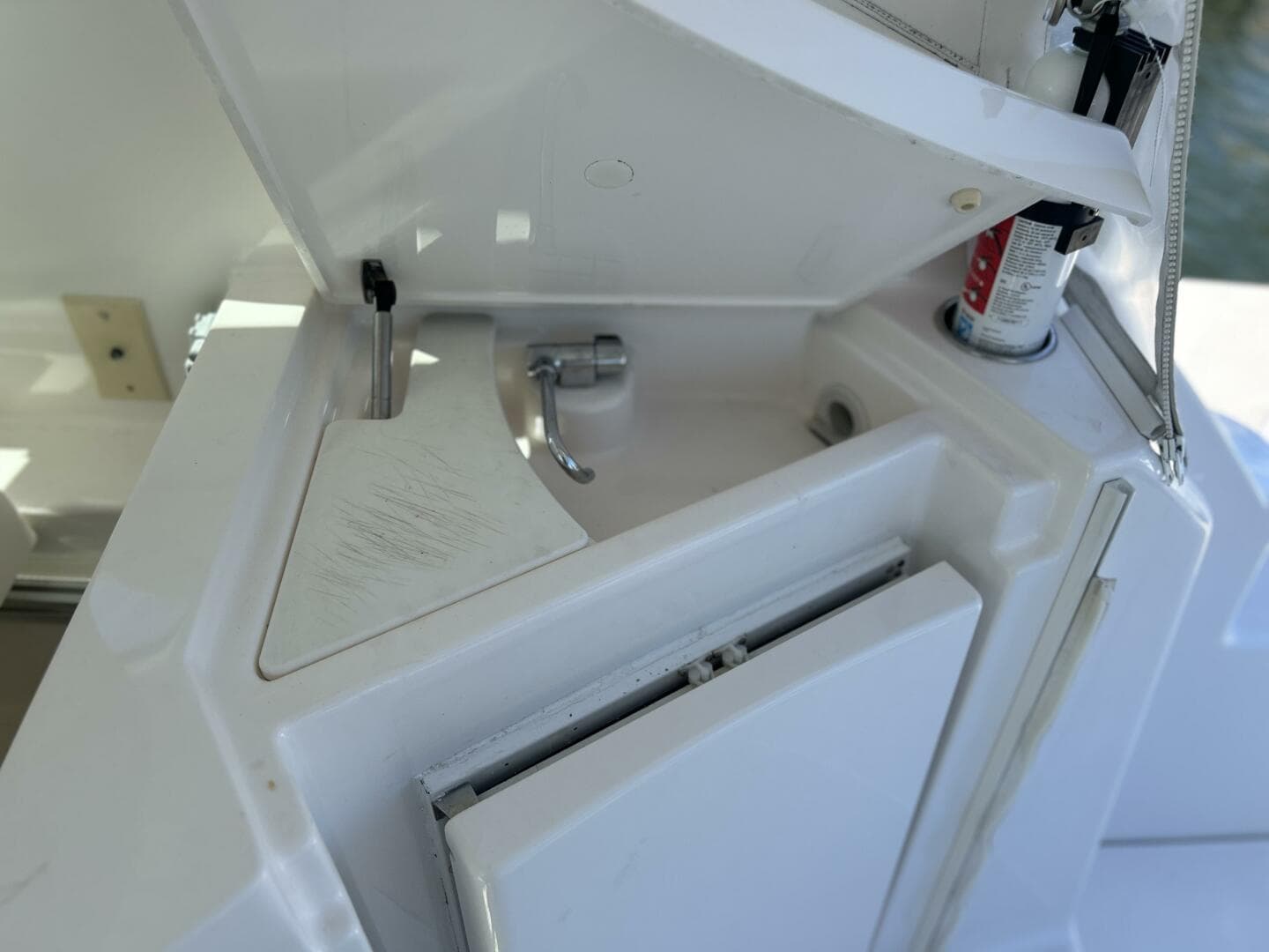 2008 Tiara Yachts 3500 Sovran