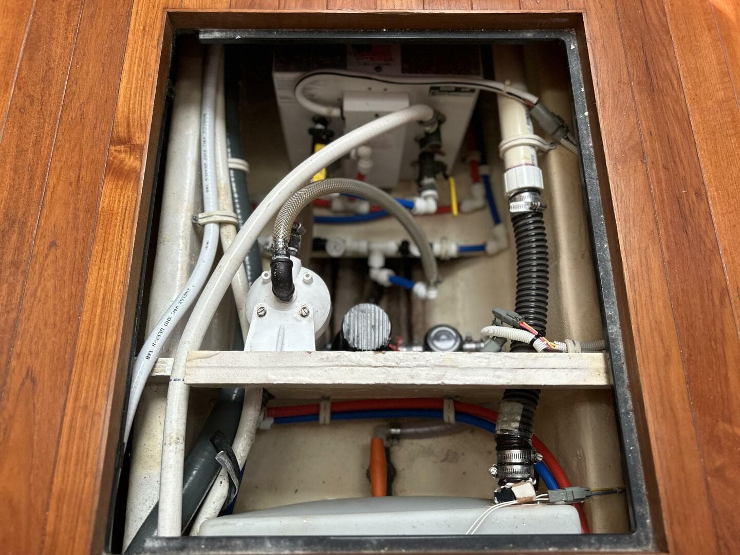 2008 Tiara Yachts 3500 Sovran