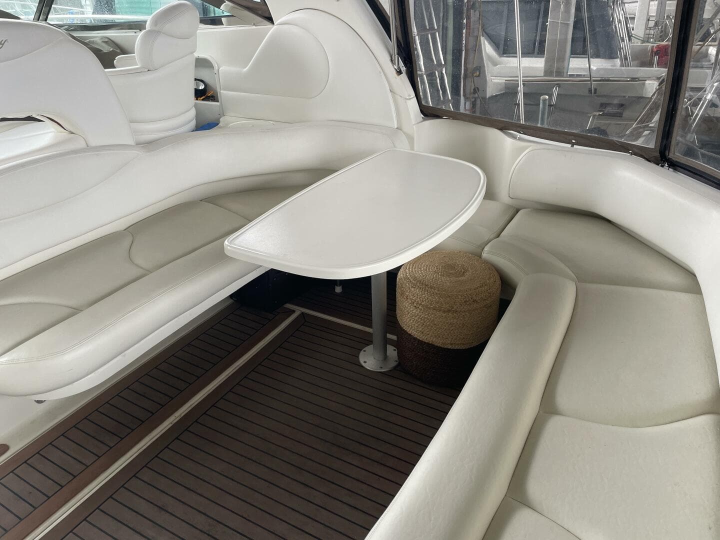 2001 Sea Ray 380 Sundancer